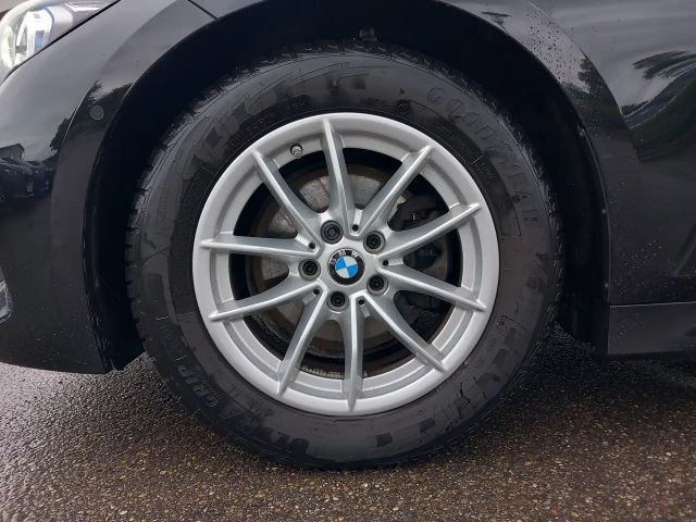 BMW 320 320d M-Sport Touring