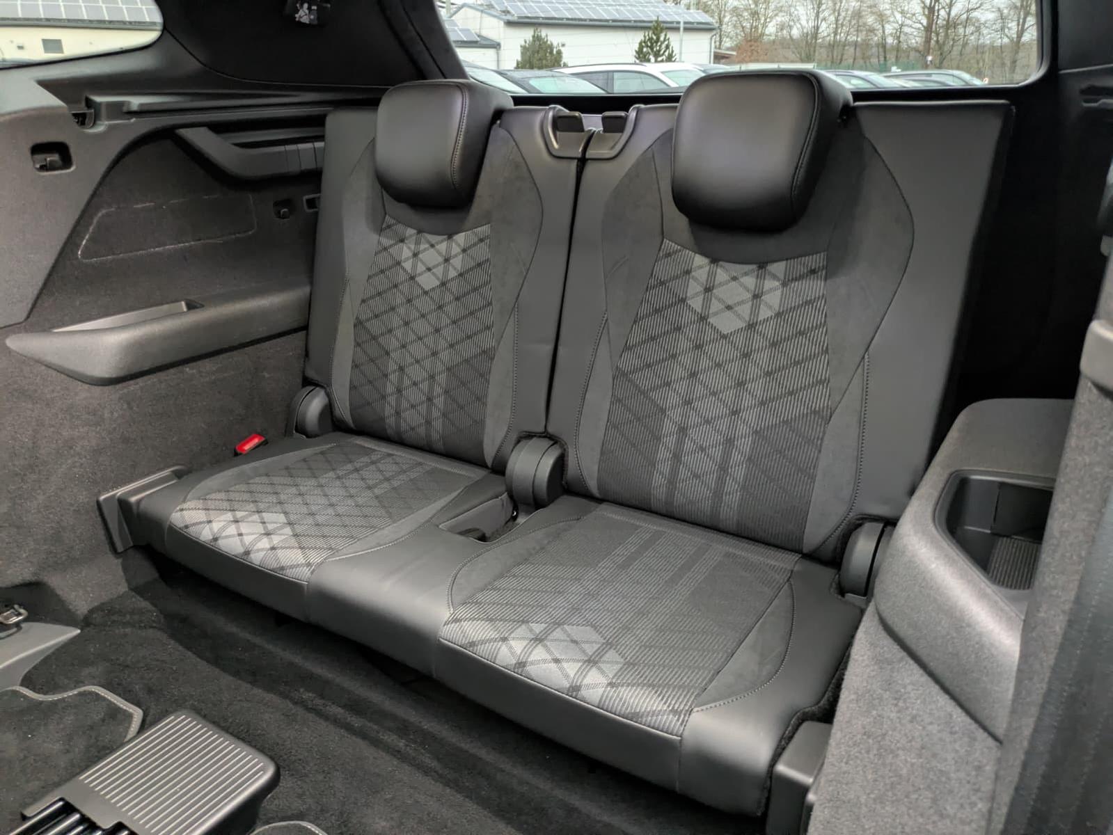 Volkswagen Tayron 2.0 TDI R-Line