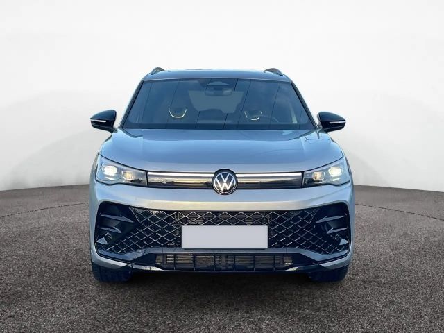 Volkswagen Tiguan DSG R-Line Style