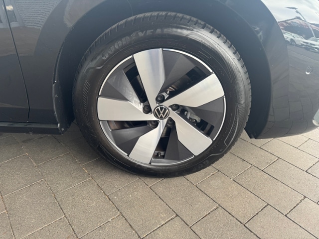 Volkswagen Passat 1.5 eTSI DSG Variant