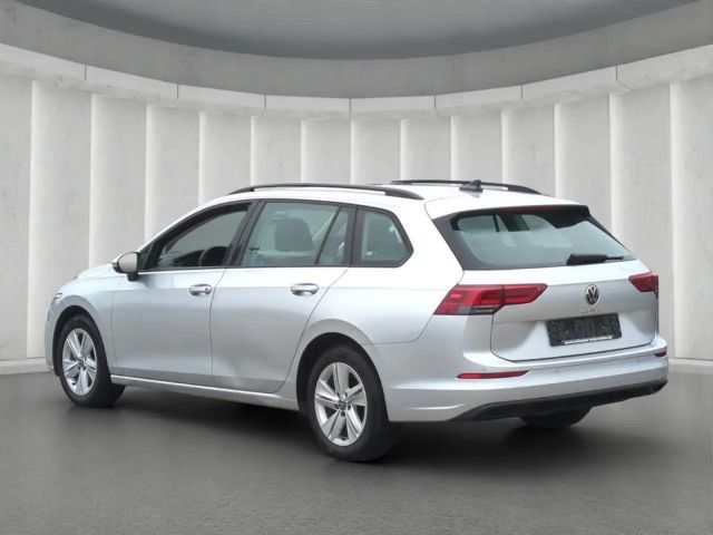 Volkswagen Golf 1.0 TSI Life Variant