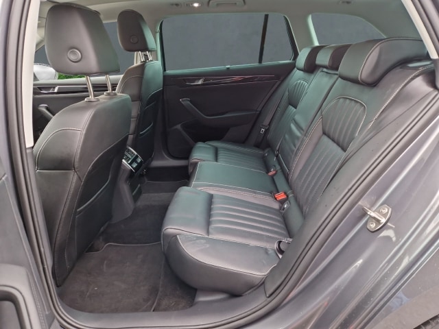 Skoda Superb Combi iV