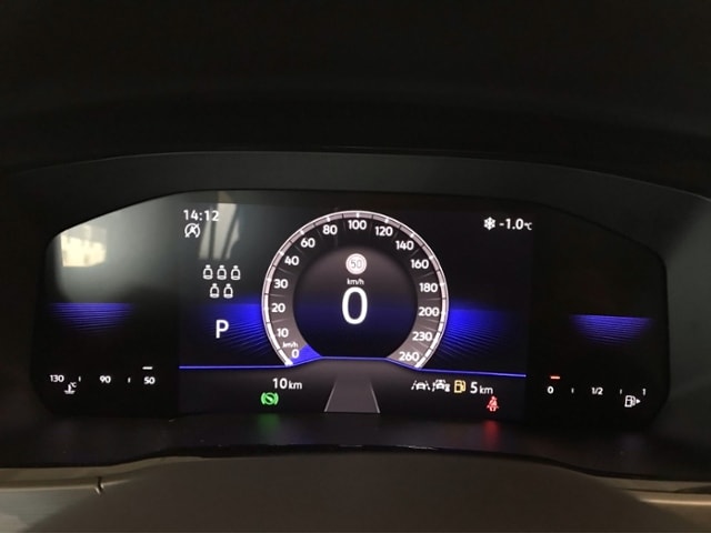 Volkswagen Touran 1.5 TSI DSG R-Line Sport