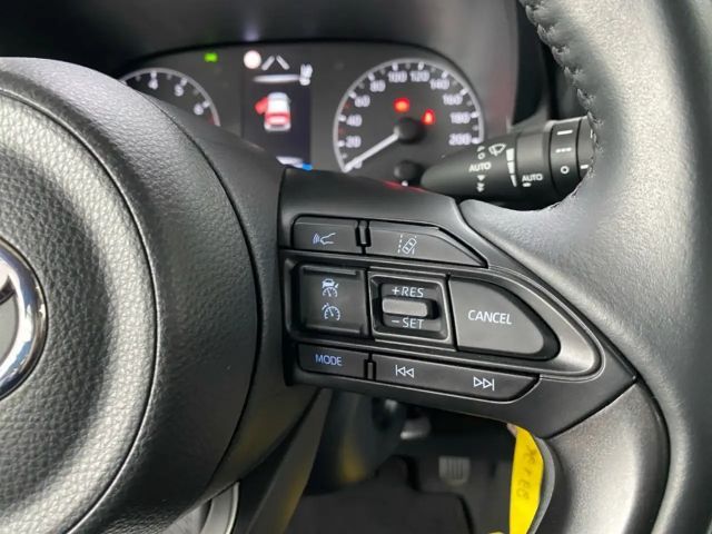 Toyota Yaris 1.0 VVT-i Comfort Hatchback