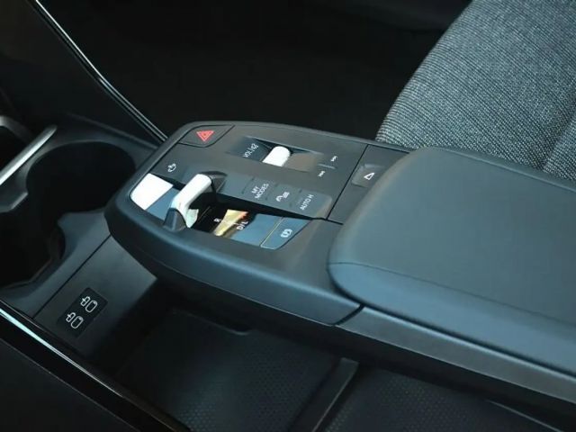 BMW 216 216i Active Tourer