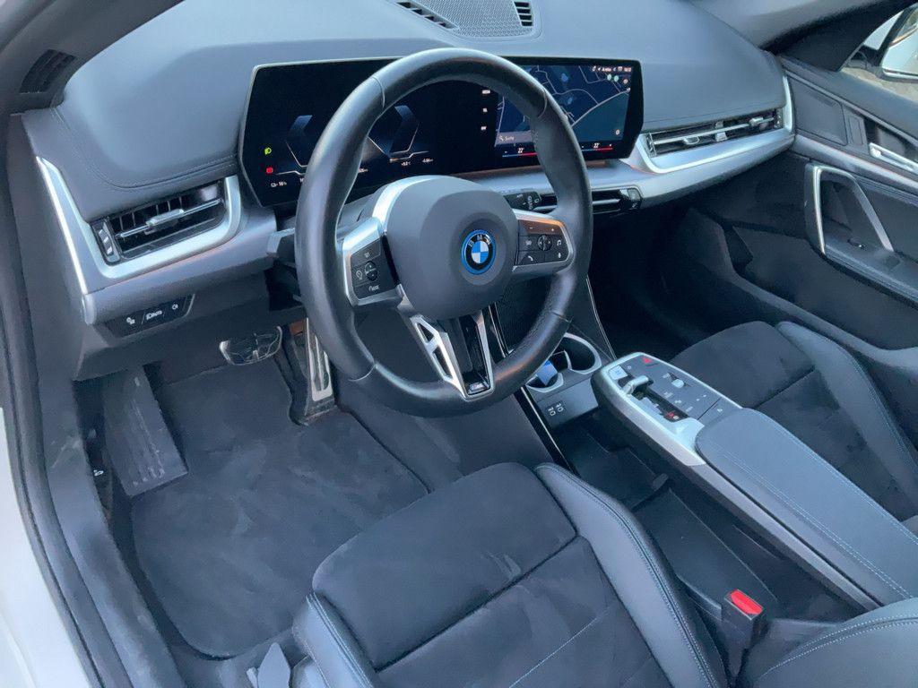 BMW iX1 xDrive30