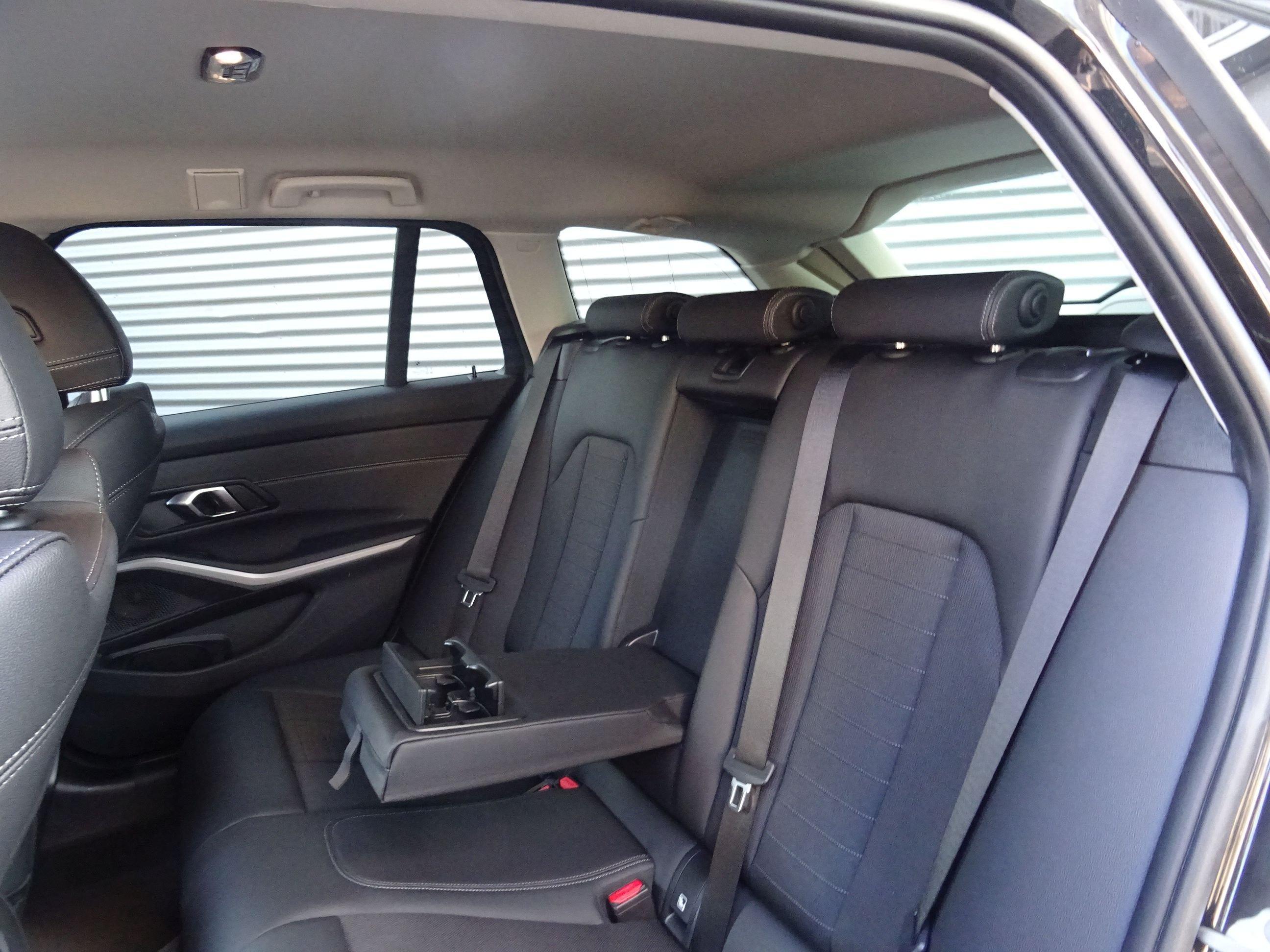 BMW 320 320e Touring