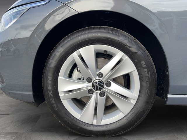 Volkswagen Golf DSG Golf VIII Life Variant