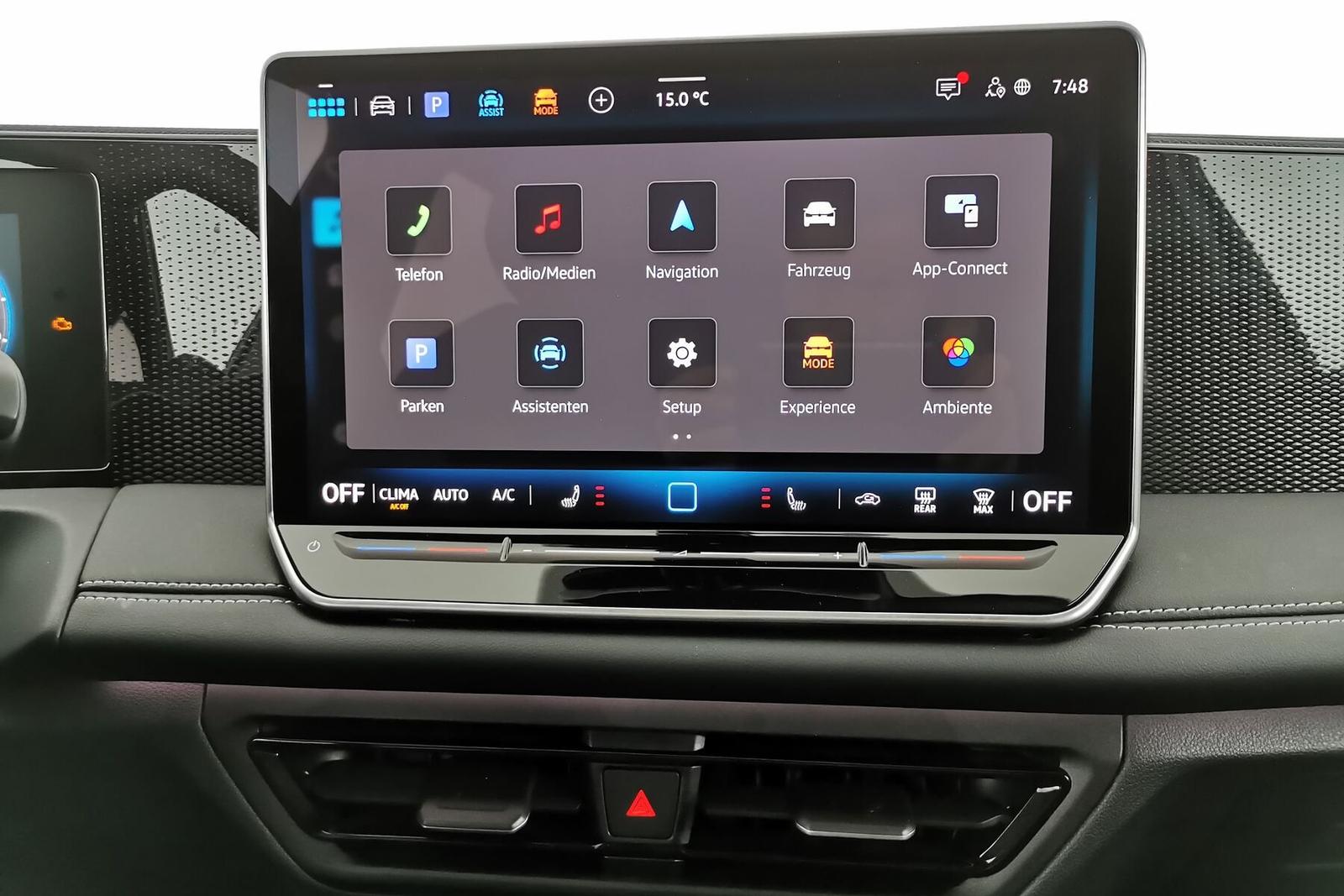 Volkswagen Tiguan 1.5 eTSI IQ.Drive Plus