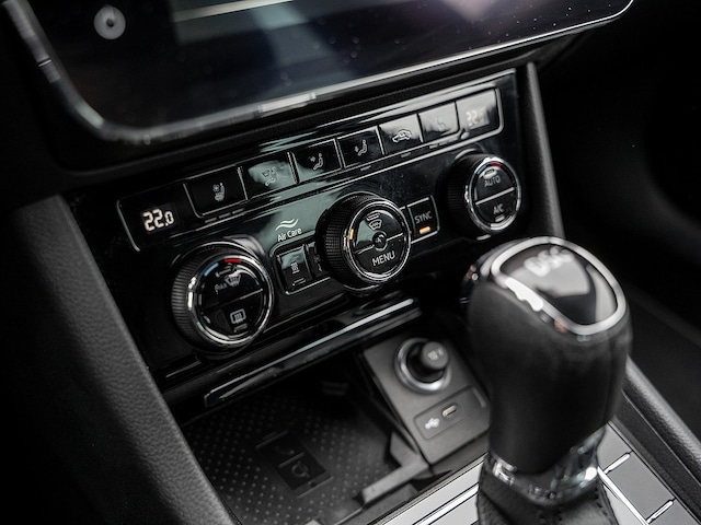 Skoda Superb 2.0 TDI Combi