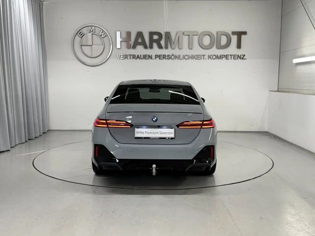 BMW 530 530e M-Sport Sedan xDrive