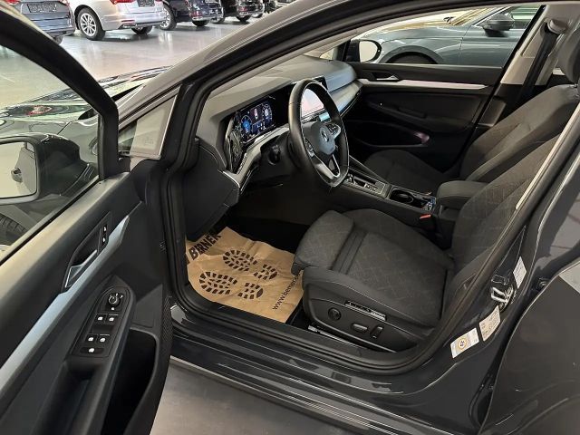 Volkswagen Golf DSG Life Variant