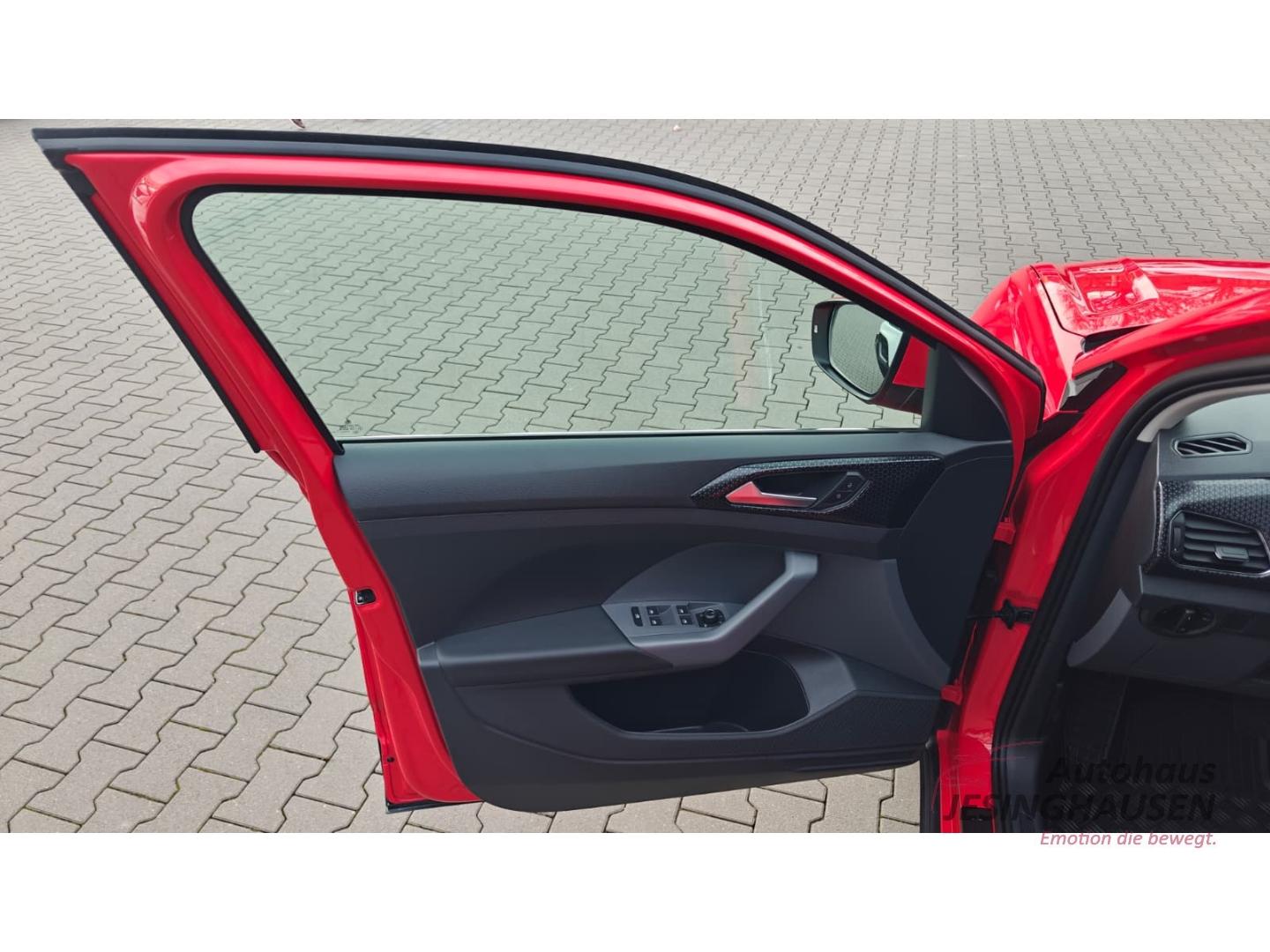 Volkswagen T-Cross Style