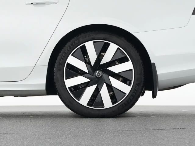 Volvo V90 AWD Dark Plus T6