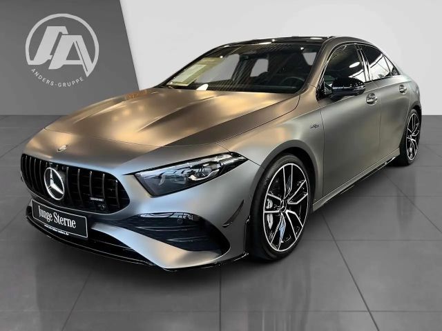 Mercedes-Benz A 35 AMG 4MATIC AMG Line