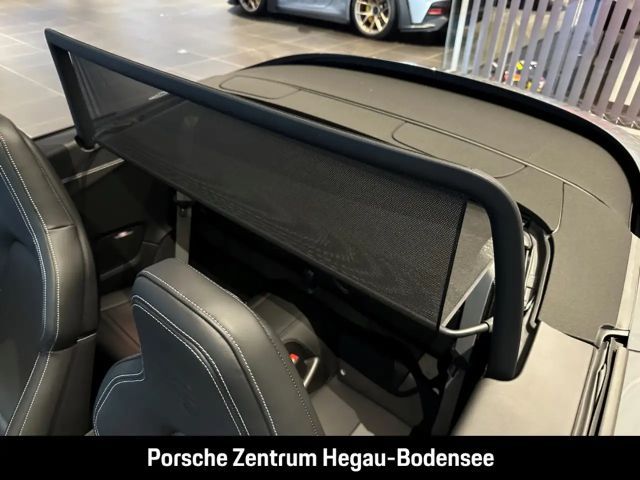 Porsche 992 Cabrio Carrera