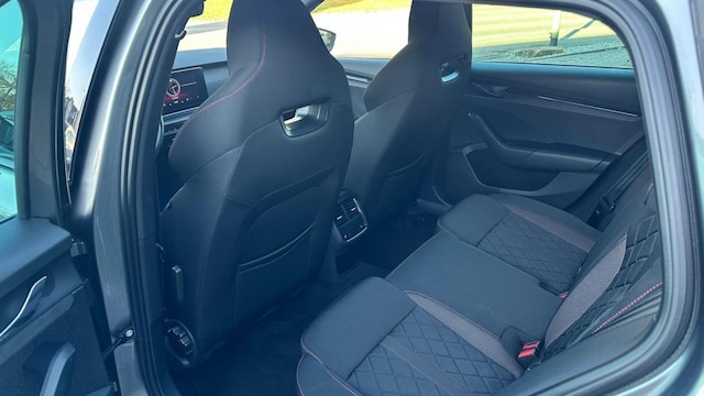 Skoda Octavia 2.0 TDI 4x4 Combi RS