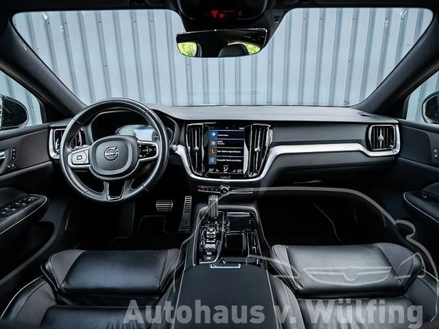 Volvo S60 AWD R-Design Recharge