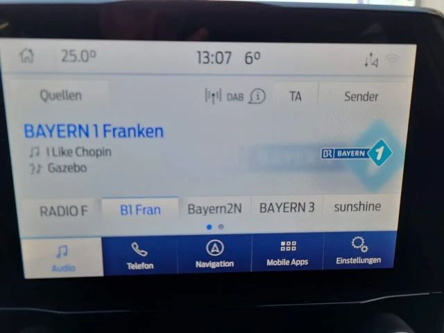 Ford Puma EcoBoost Titanium