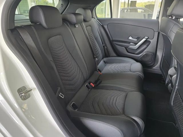 Mercedes-Benz A 180 Progressive