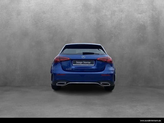 Mercedes-Benz A 200 AMG Line