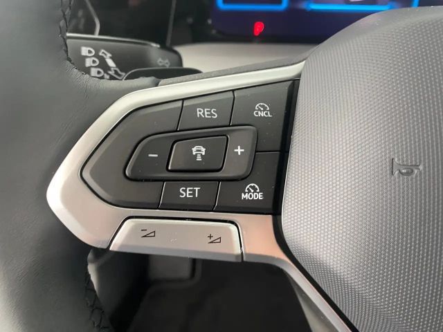 Volkswagen Golf Business DSG Variant