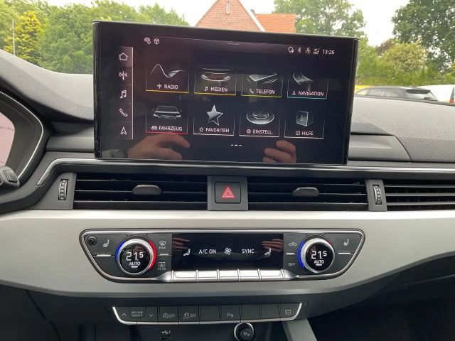 Audi A4 40 TFSI Avant S-Line S-Tronic
