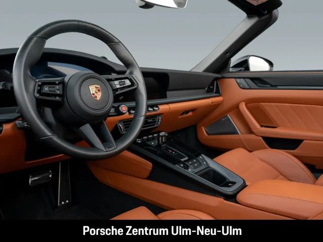 Porsche 992 4 Cabrio Carrera GTS