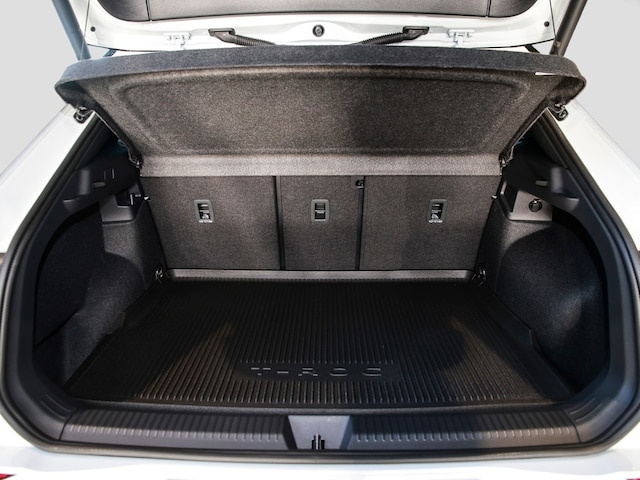 Volkswagen T-Roc 1.5 eTSI DSG R-Line