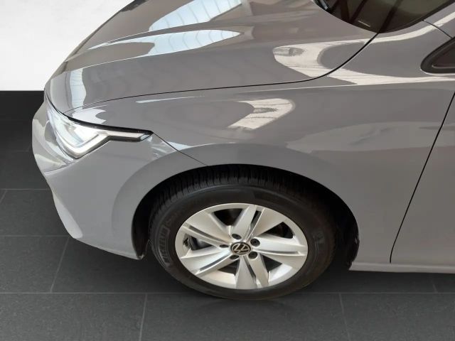 Volkswagen Golf 1.5 TSI Life Variant