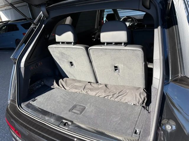 Audi Q7 50 TDI Quattro S-Line