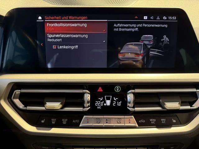 BMW 320 320i Sedan xDrive