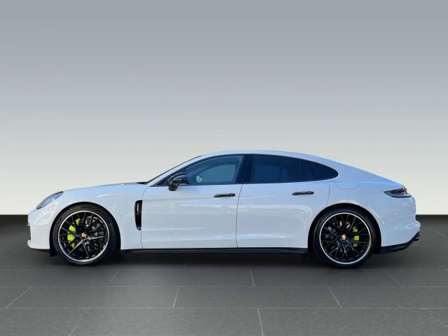 Porsche Panamera 4 E-Hybrid