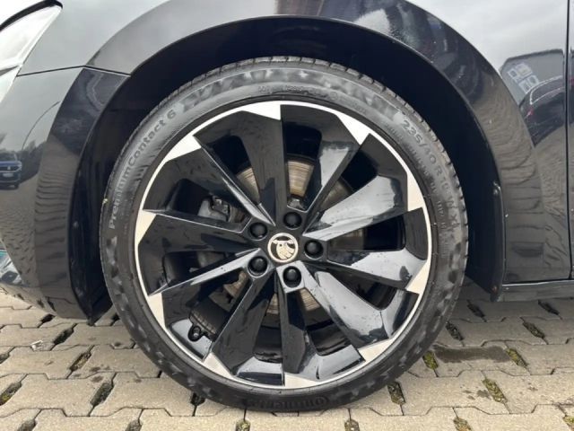 Skoda Superb Combi Sportline iV