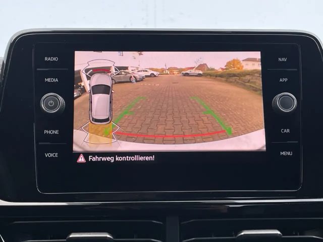 Volkswagen T-Roc 1.5 TSI DSG R-Line Style