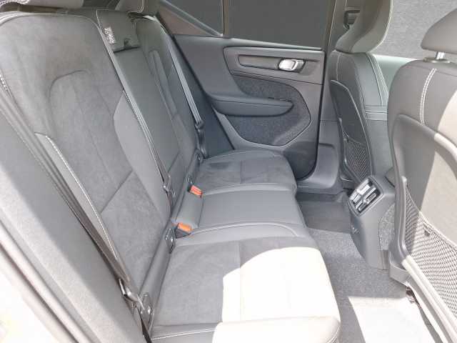 Volvo EX40 Extended range Plus Single motor