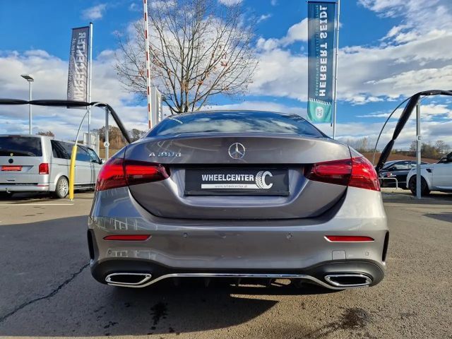 Mercedes-Benz A 180 A 180 d AMG Line