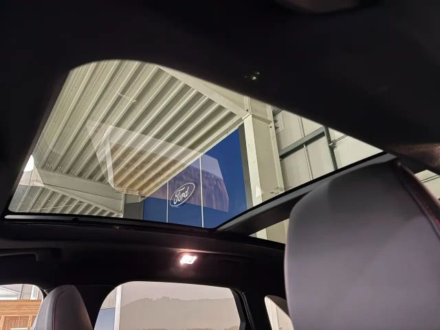 Ford Kuga Plug in Hybrid ST Line X