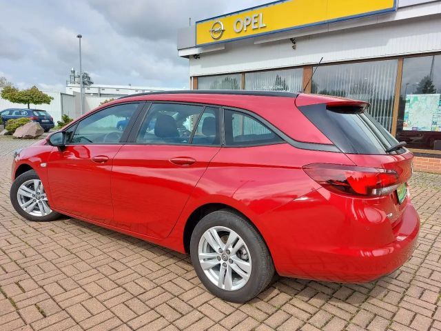 Opel Astra Business Sports Tourer