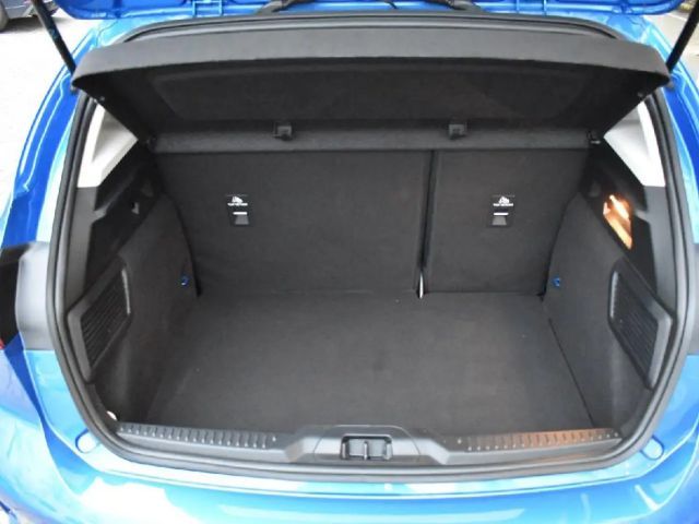 Ford Focus Cool & Connect