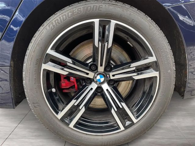 BMW 330 330i M-Sport xDrive