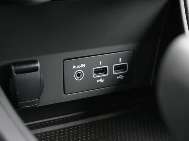 Renault Captur Business Line EDC TCe 140