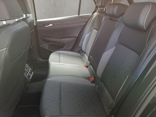 Volkswagen Golf DSG Life