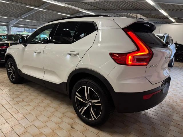 Volvo XC40 Dark Plus