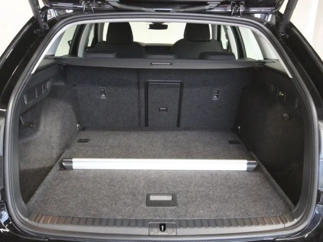 Skoda Octavia Selection