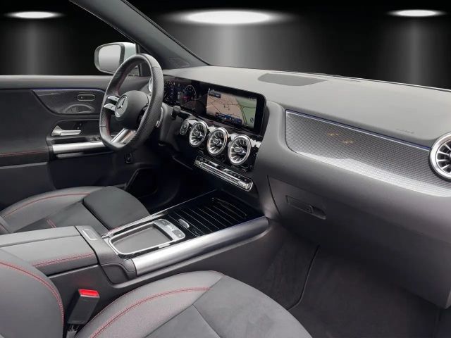 Mercedes-Benz GLA 250 4MATIC AMG Line