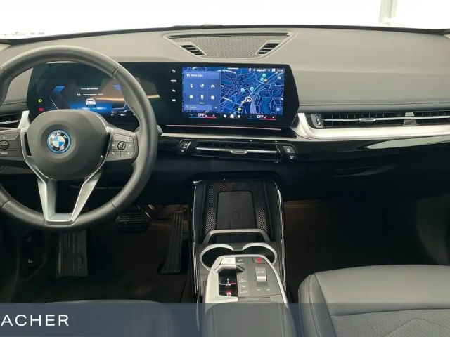 BMW X1 IX1 A XDRIVE30 PDC RFK SHZ AdaptLED H&K 18" LM