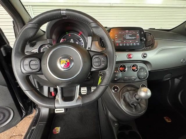 Abarth 595 PDC Klimaautom. DAB NAVI Scheckh. NUR 7.300 KM