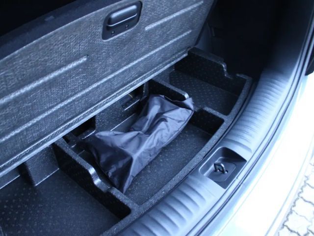 SsangYong Torres 2WD Forest Edition