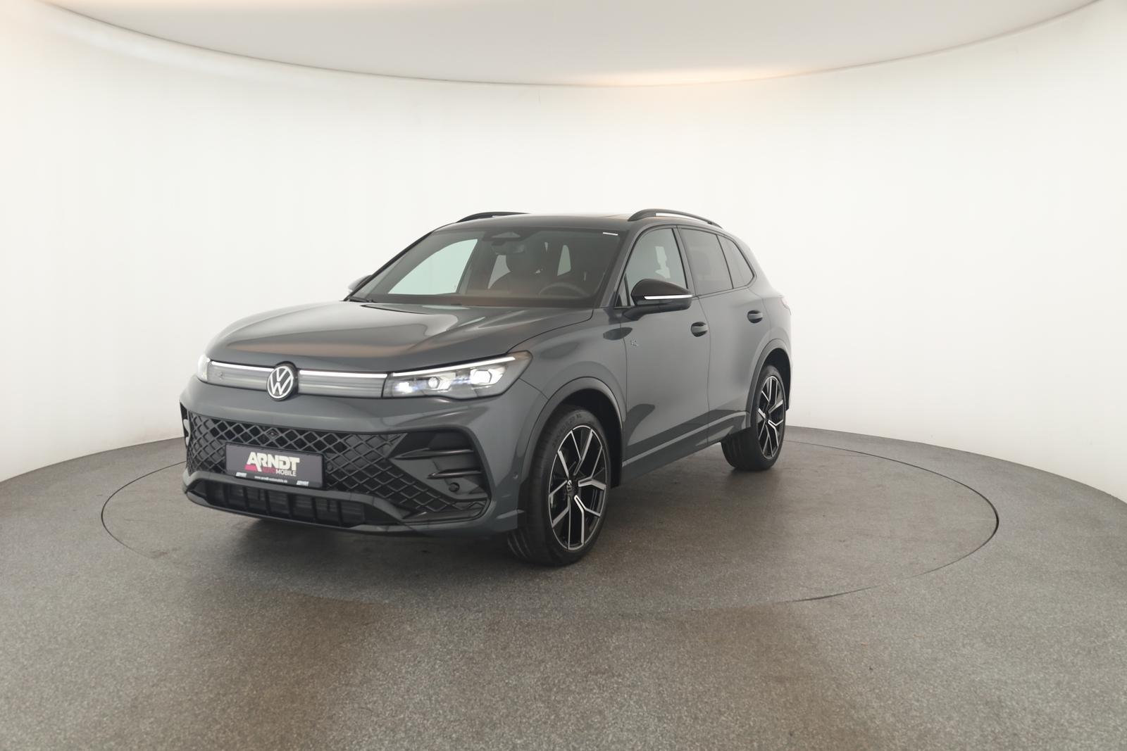 Volkswagen Tiguan 2.0 TSI DSG IQ.Drive R-Line